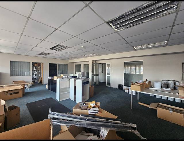 7,800M² WAREHOUSE TO LET IN ISANDO